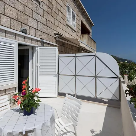 Bim - Studio With Terrace And Sea View Appartamento